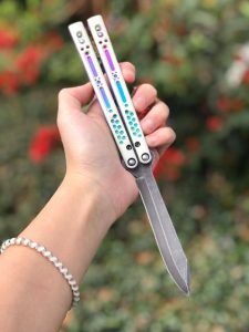 couteau balisong
